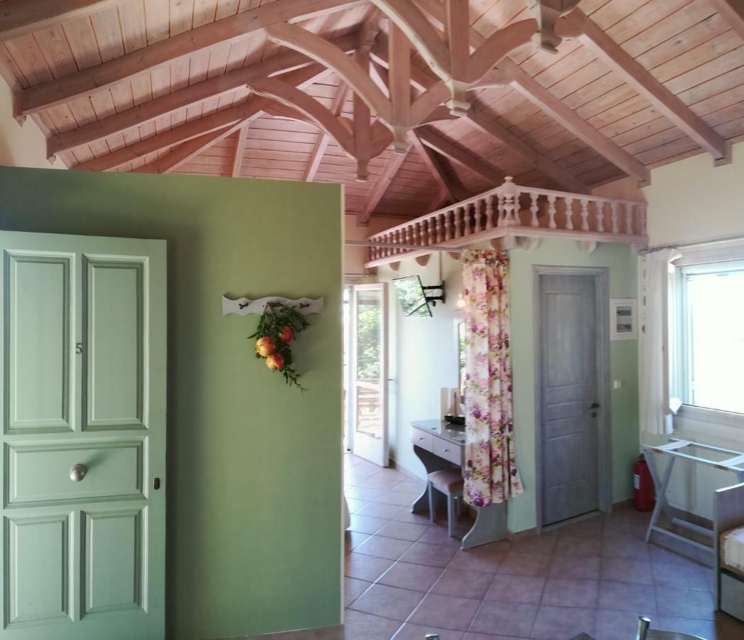 Muses Villas Финикунда Екстериор снимка