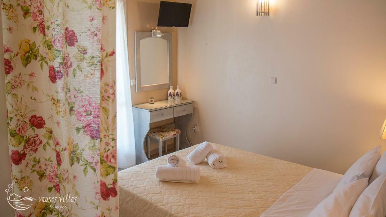 Muses Villas Финикунда Екстериор снимка