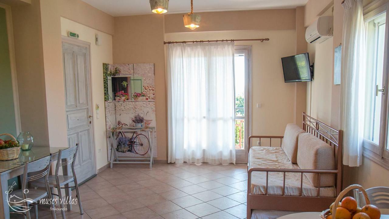 Muses Villas Финикунда Екстериор снимка