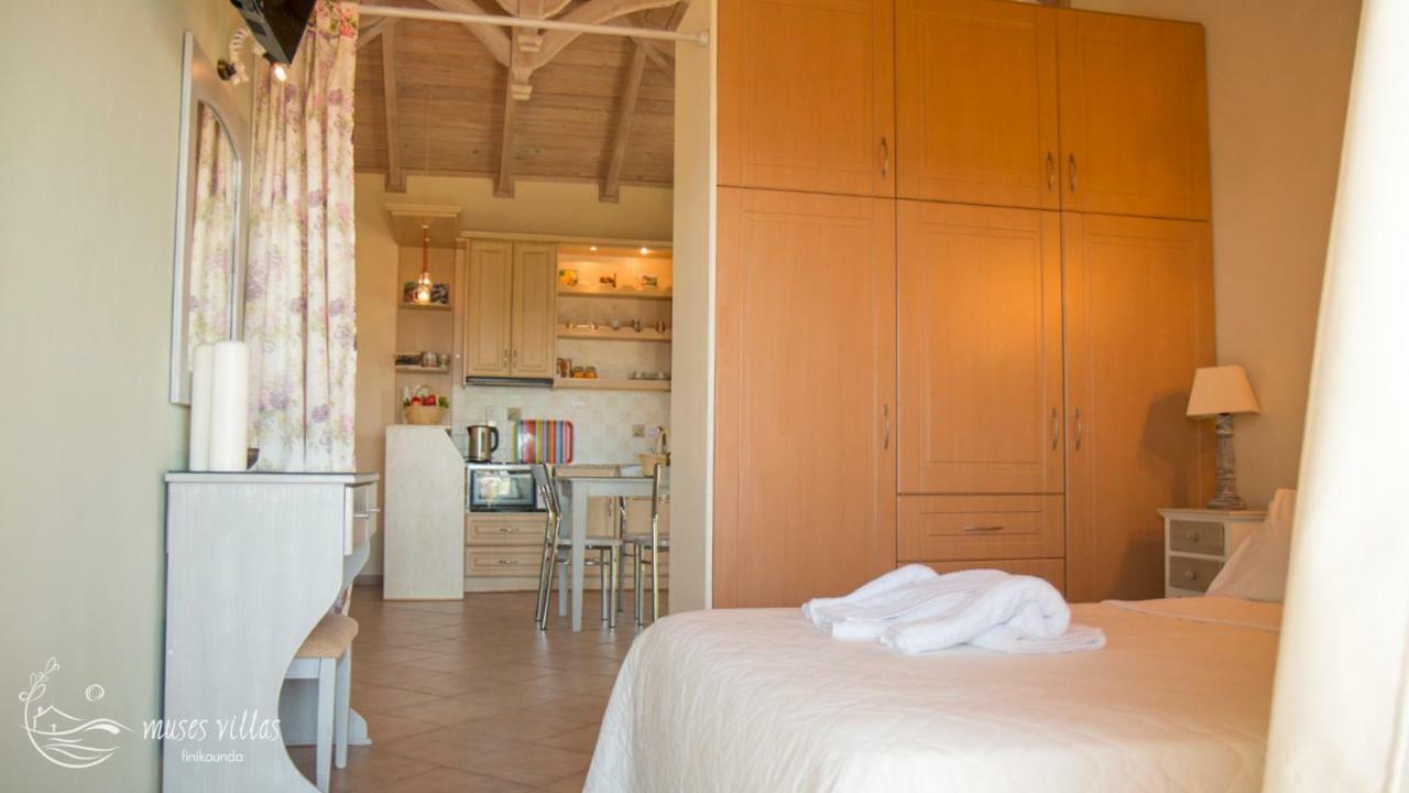 Muses Villas Финикунда Екстериор снимка